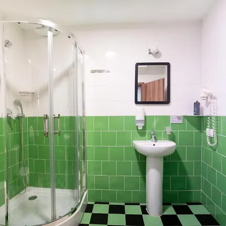 Хостел Safestay Presidential Palace