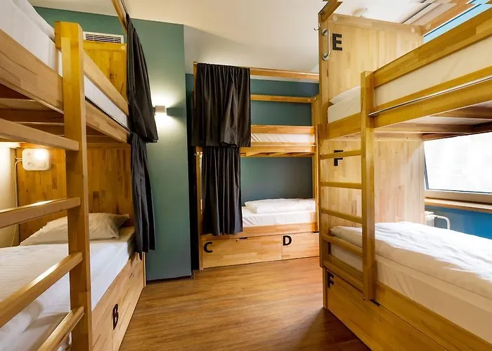 Hostel Safestay Presidential Palace