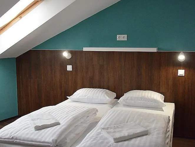 Safestay Presidential Palace